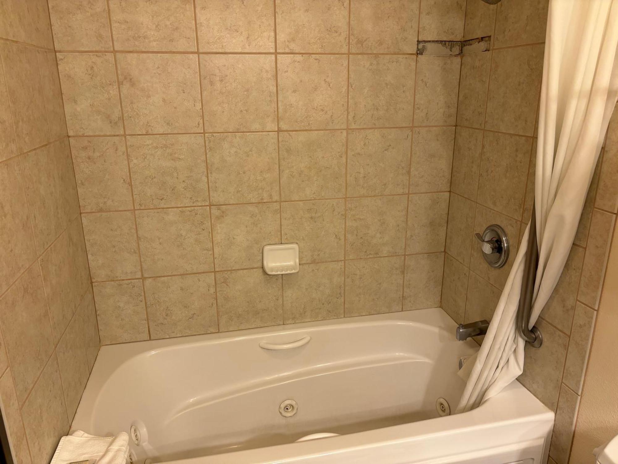 Super 8 By Wyndham Rexburg Hotel Екстериор снимка