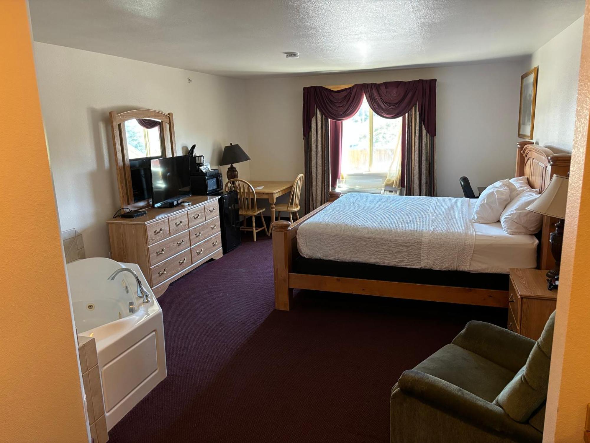 Super 8 By Wyndham Rexburg Hotel Екстериор снимка